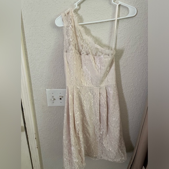 Weddington Way Zoe One Shoulder Lace Bridesmaid Cocktail Dress - Picture 1 of 5